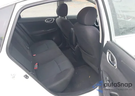 2014 Nissan Sentra Sr z USA, uszkodzony, nr VIN 3N1AB7AP5EY296801